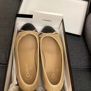 Ballerinas by chanel worn please check all the pics